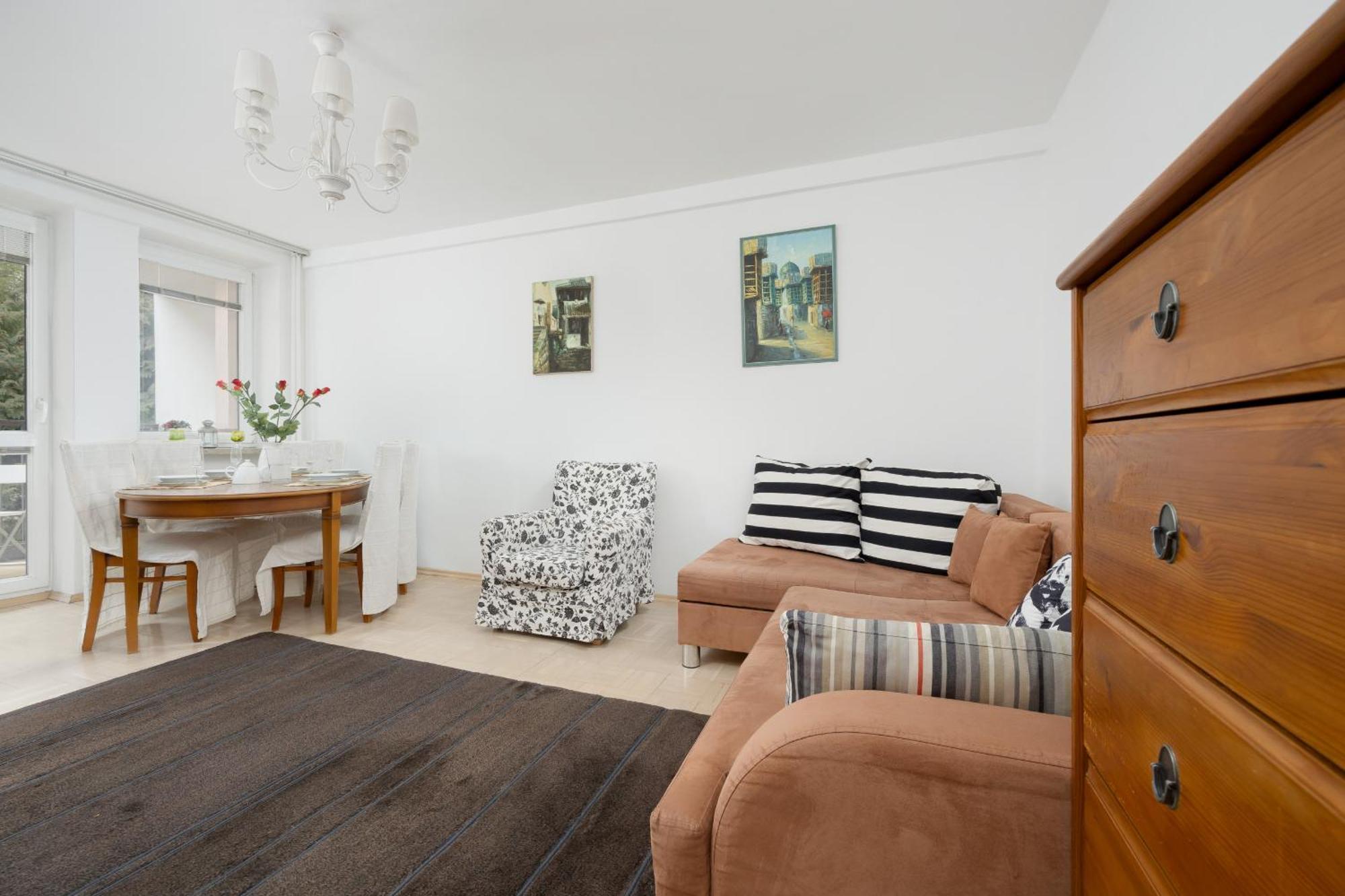 Okopowa Rodzinny Apartament Z Balkonem Warszawa By Noclegi Renters Экстерьер фото