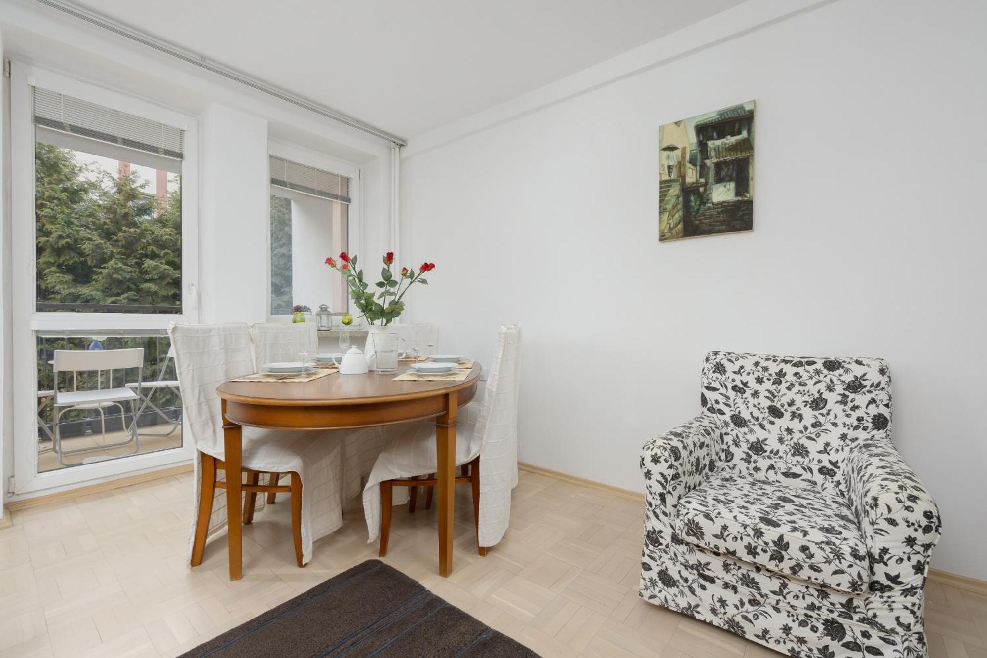Okopowa Rodzinny Apartament Z Balkonem Warszawa By Noclegi Renters Экстерьер фото